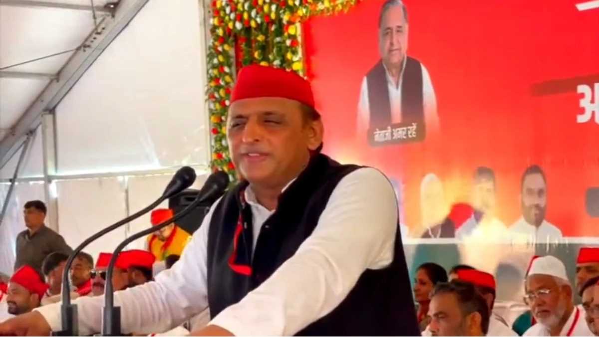 सुप्रीम कोर्ट के फैसले से बुलडोजर हमेशा के लिए गैराज में खड़ा हो गया : अखिलेश यादव सुप्रीम कोर्ट के फैसले से बुलडोजर हमेशा के लिए गैराज में खड़ा हो गया : अखिलेश यादव